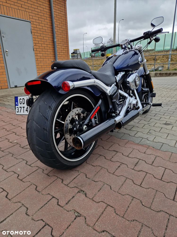 Harley-Davidson FXSB Breakout - 9