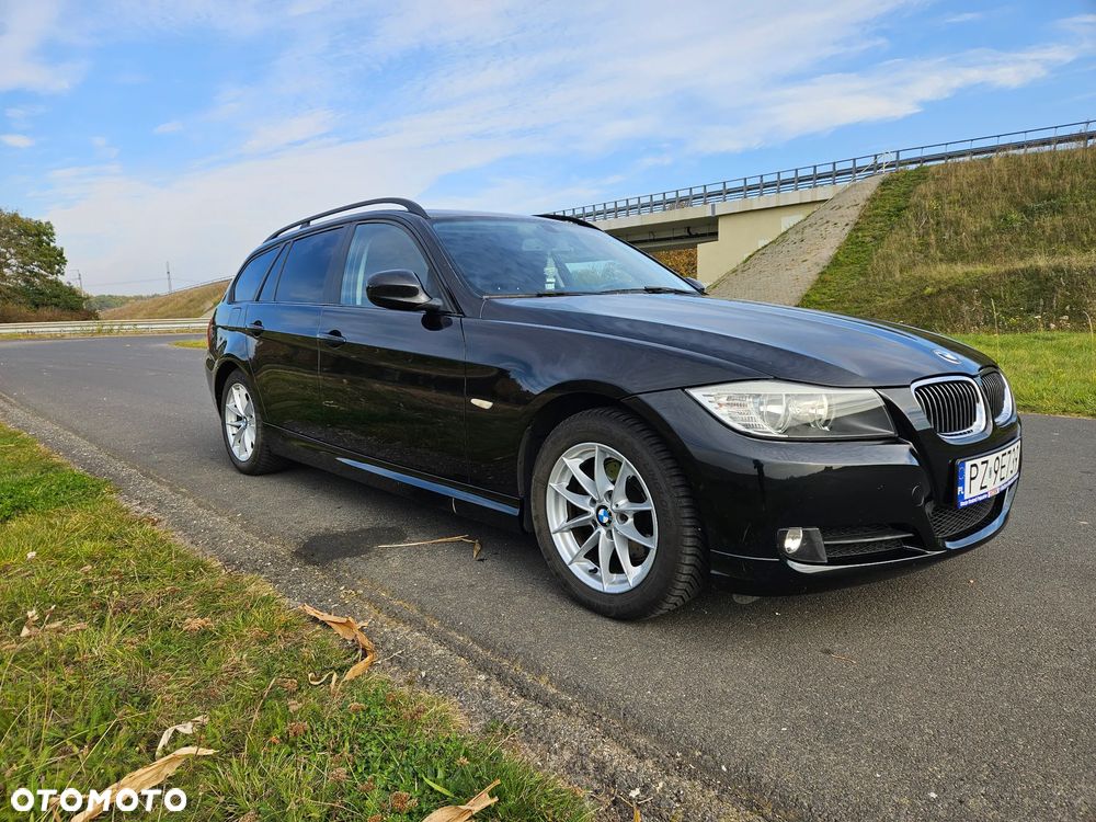 BMW Seria 3 318d - 3