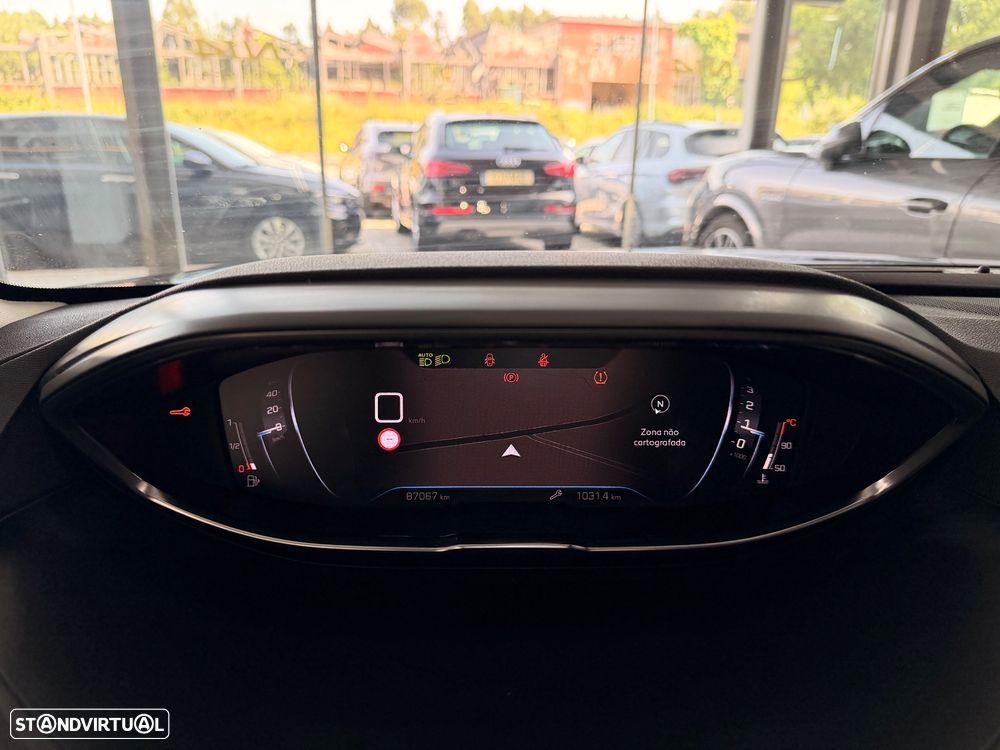 Peugeot 5008 1.5 BlueHDi Allure - 29