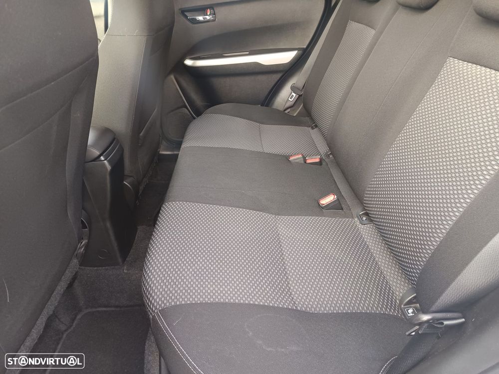 Suzuki Vitara 1.6 DDiS GLX - 10