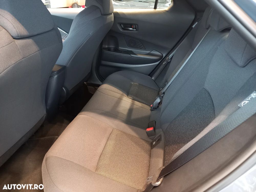 Toyota C-HR 1.8 HEV 140 CP 4x2 CVT Active - 10