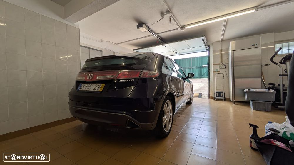 Honda Civic 1.8 Sport - 2