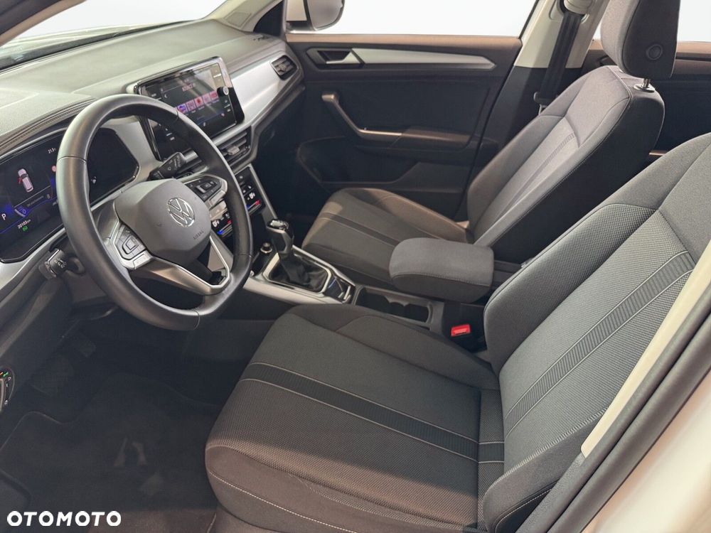 Volkswagen T-Roc - 11