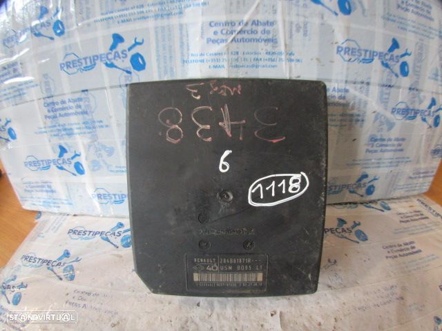 Caixa Fusiveis 284B61871R RENAULT MEGANE 3 FASE 1 2010 1.5DCI 105CV 5P BRANCO ORIGINAL RENAULT MEGANE 3 2014 1.5DCI 105CV 5P CINZA - 1