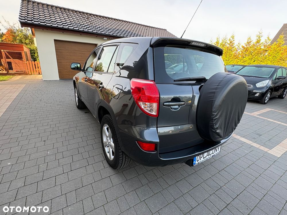 Toyota RAV4 - 12