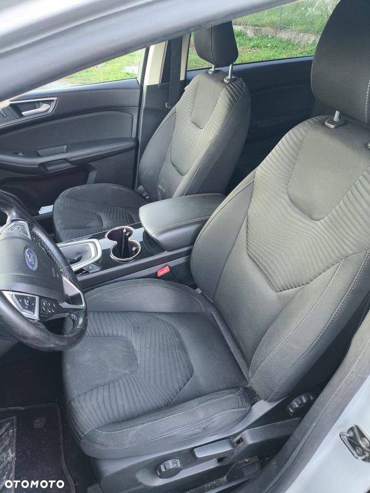 Ford S-Max - 9