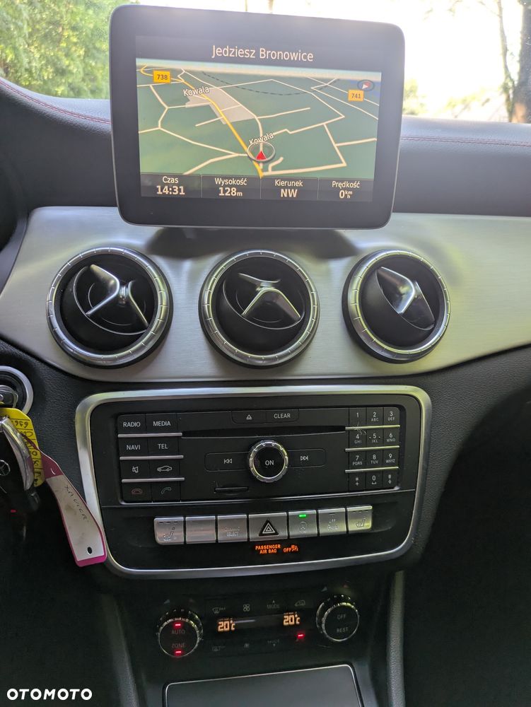 Mercedes-Benz CLA 200 d 7G-DCT AMG Line - 15