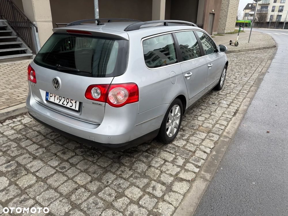 Volkswagen Passat 1.4 TSI DSG Comfortline - 4