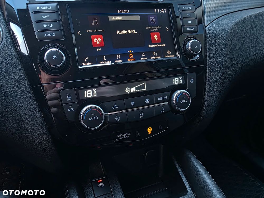 Nissan Qashqai 1.3 DIG-T N-Connecta - 17