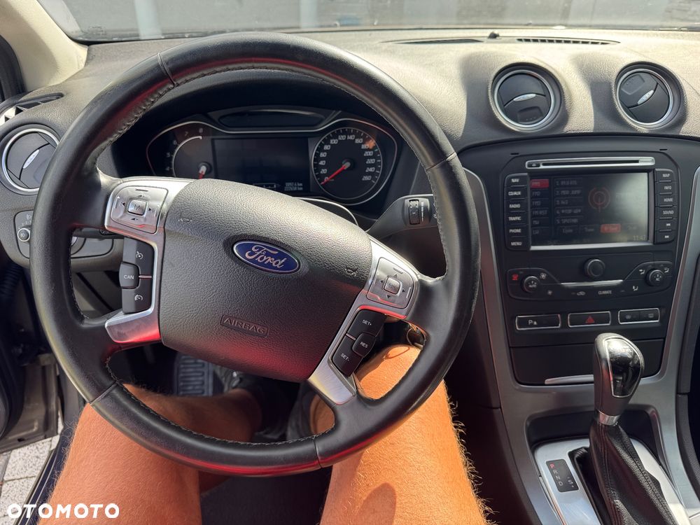 Ford Mondeo 2.0 EcoBoost Business Edition - 13
