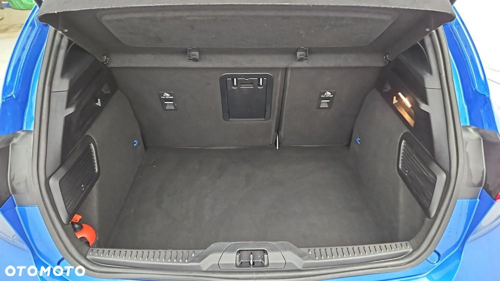 Ford Focus - 24