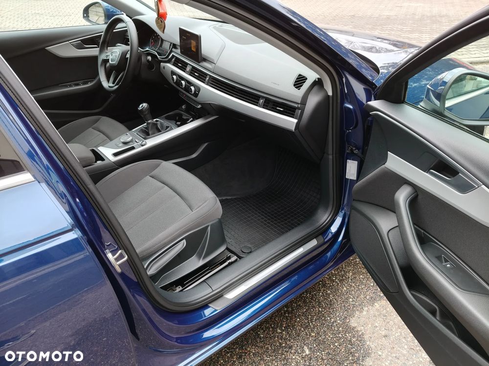 Audi A4 Avant 2.0 TFSI ultra - 10