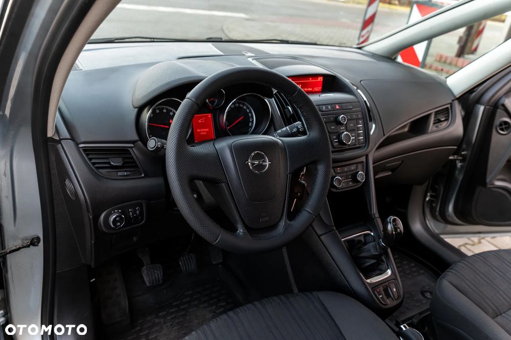 Opel Zafira Tourer 1.4 Turbo Style - 28
