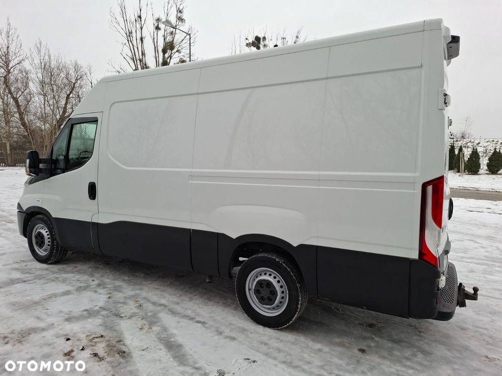 Iveco Daily 35s16 L3H2 - 16