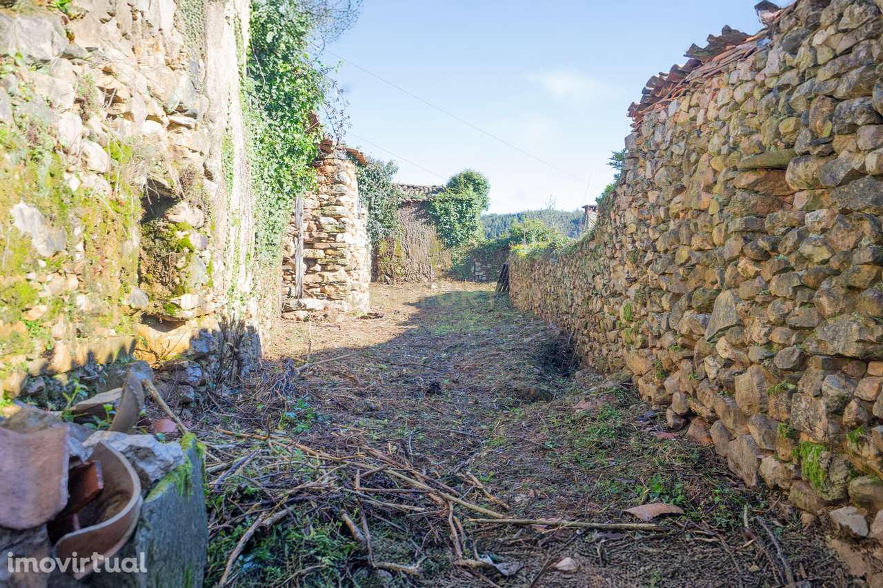 Moradia para reconstruir com Terreno, em Góis - Grande imagem: 5/23