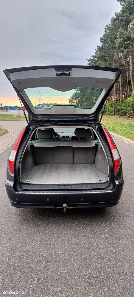 Ford Mondeo 2.0 Ghia - 17