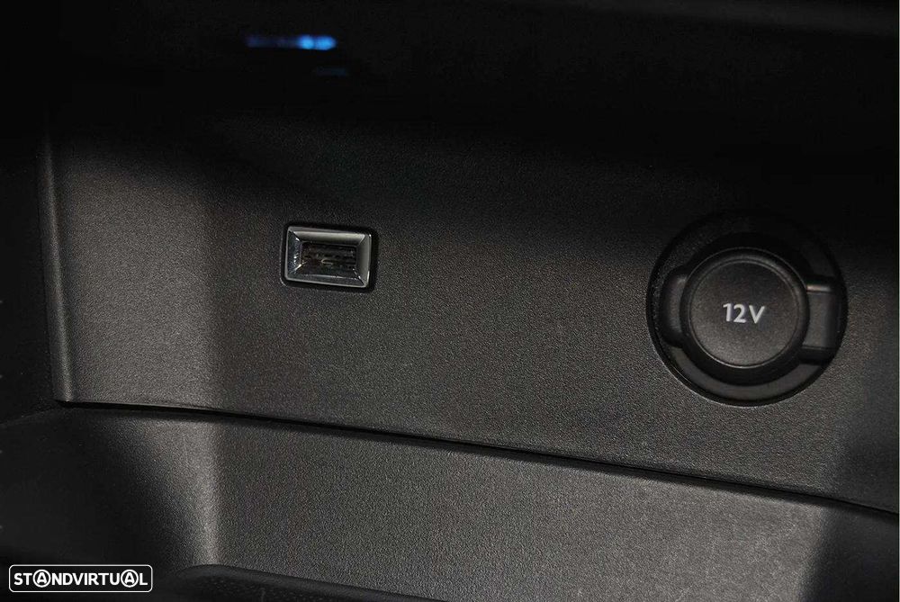 Peugeot 3008 1.5 BlueHDi Allure Pack EAT8 - 33