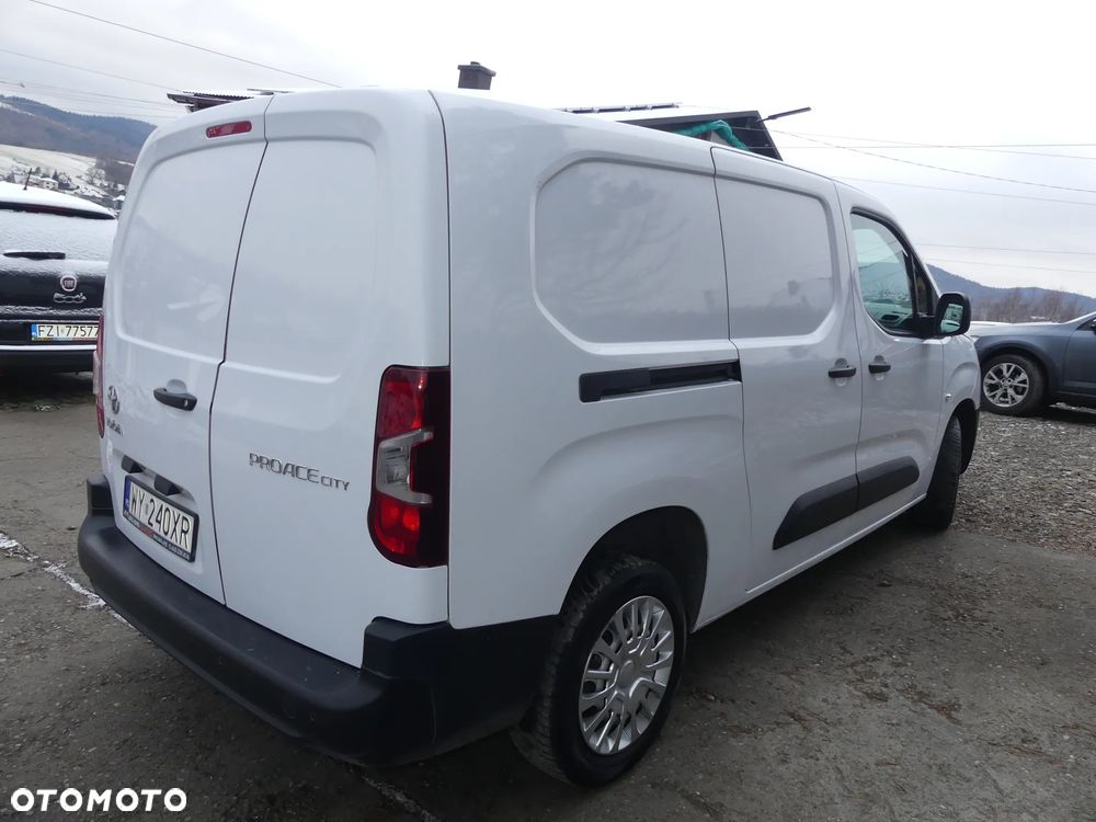 Toyota ProAce City - 32