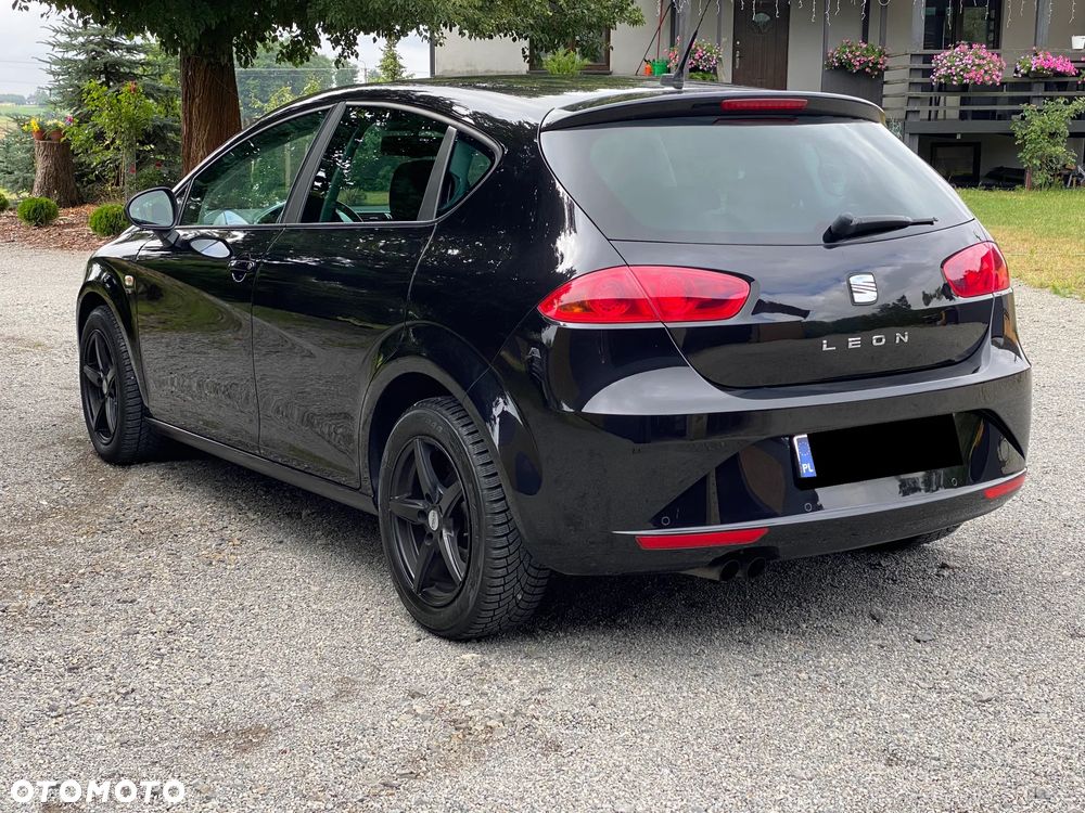 Seat Leon 1.8 TSI DSG Style - 4
