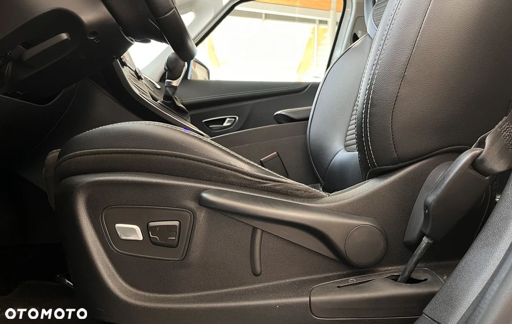 Renault Scenic TCe 140 GPF EDC INTENS - 20