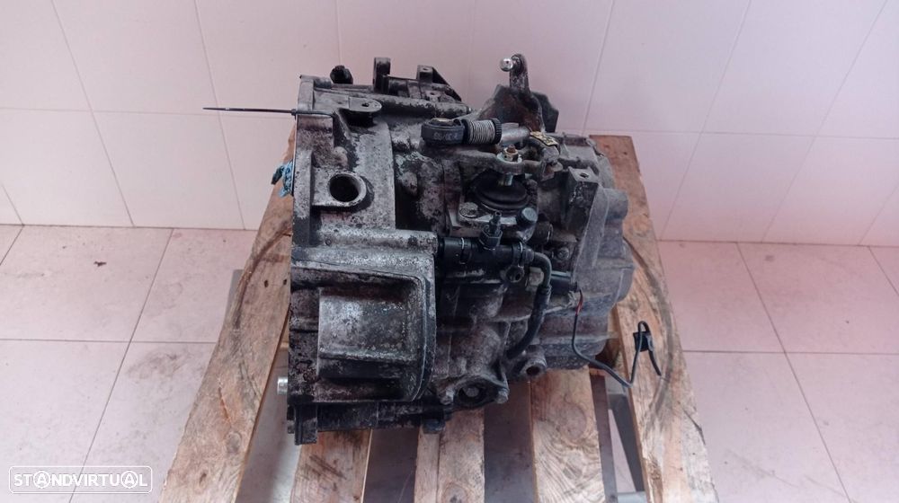 CAIXA DE VELOCIDADES VOLKSWAGEN BORA - 1