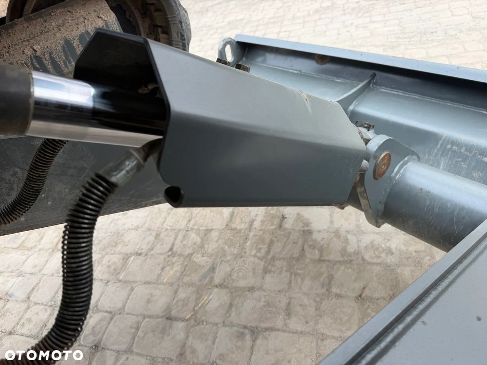 Wacker Neuson EZ50 Koparka Gąsienicowa 5,5 Tony. 2022 rok. 1400 mtg. Jak Nówka z salonu! ani deka luzów czy wycieków! Pochodzi z Gospodarstwa Norweskiego! Aktualne serwisy DEKRA BMWT. 2 łyżki. Silnik PERKINS 4 cyl. 52km. Maszyna Full wypasiona! Bogata wersja Norweska! Klima. Radio Usb. Szybkozłącze Hydrauliczne. OKAZJA. Pełny Oryginał historia do sprawdzenia w Wacker autoryzowany! - 28