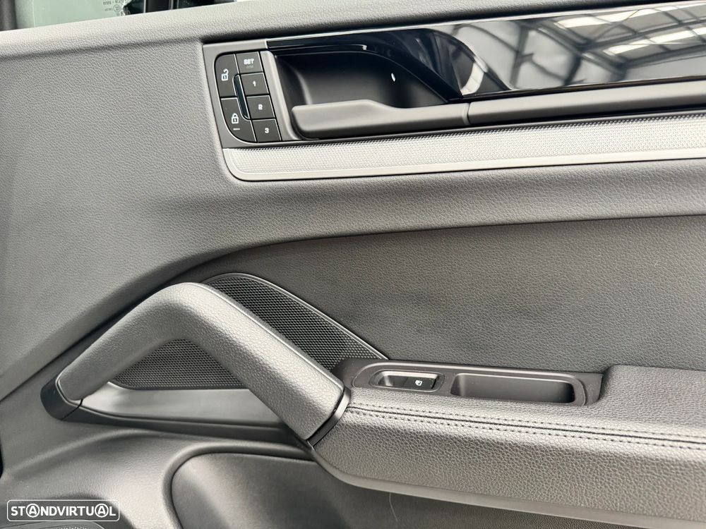 Porsche Cayenne Coupé S E-Hybrid Tiptronic S - 26