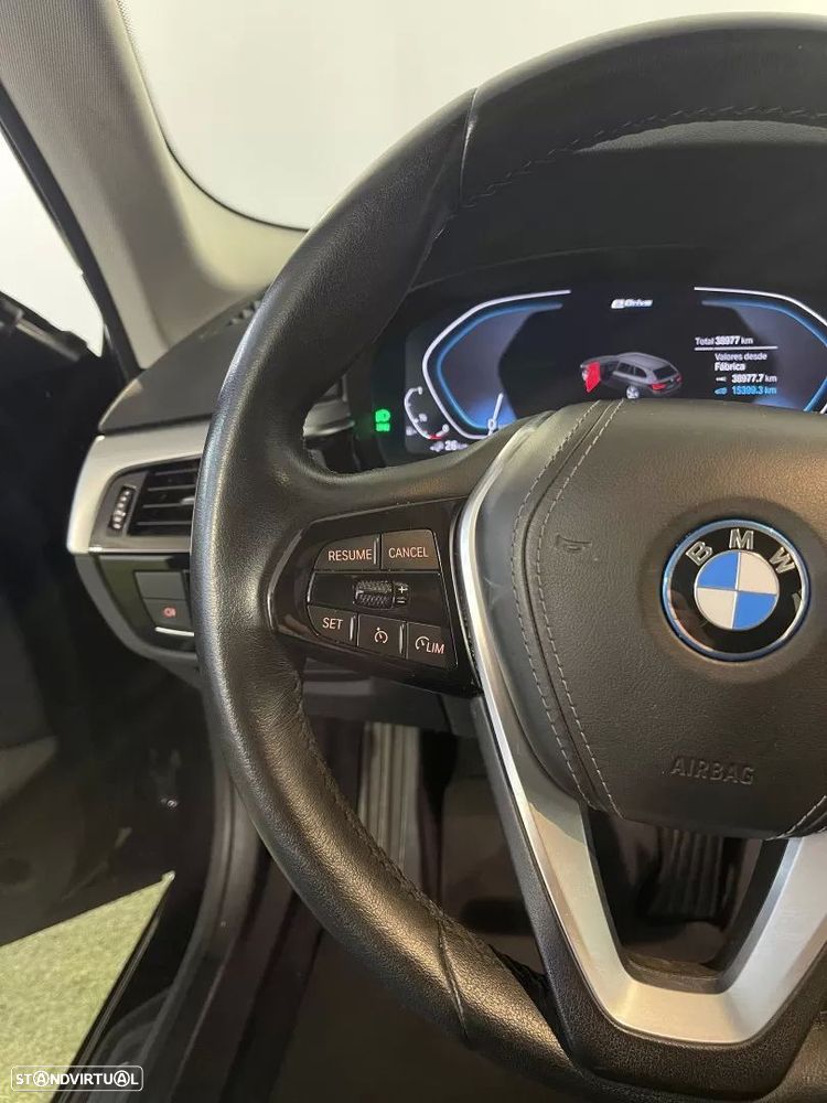 BMW 520 e - 32
