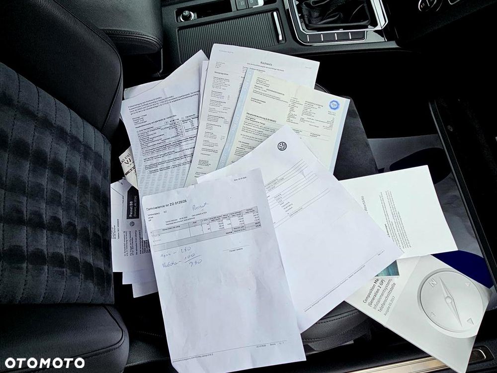 Volkswagen Passat 2.0 TDI SCR DSG Highline - 28