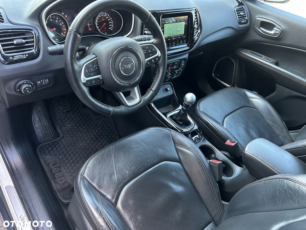 Jeep Compass 1.4 MultiAir Limited - 27