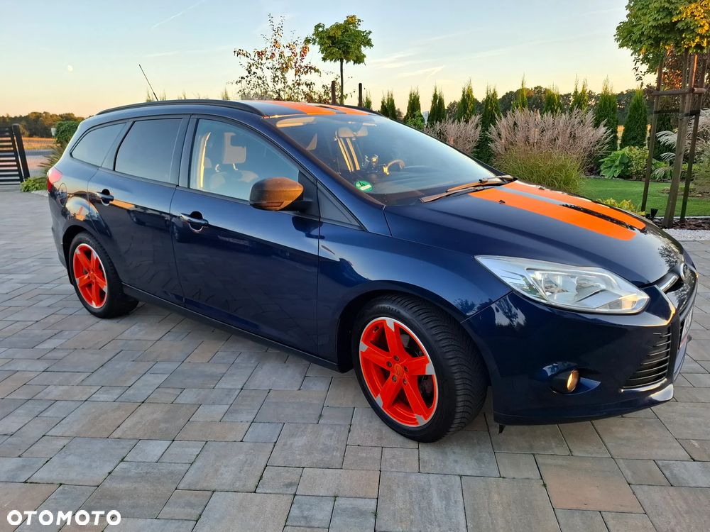 Ford Focus 1.6 TDCi DPF Champions Edition - 28