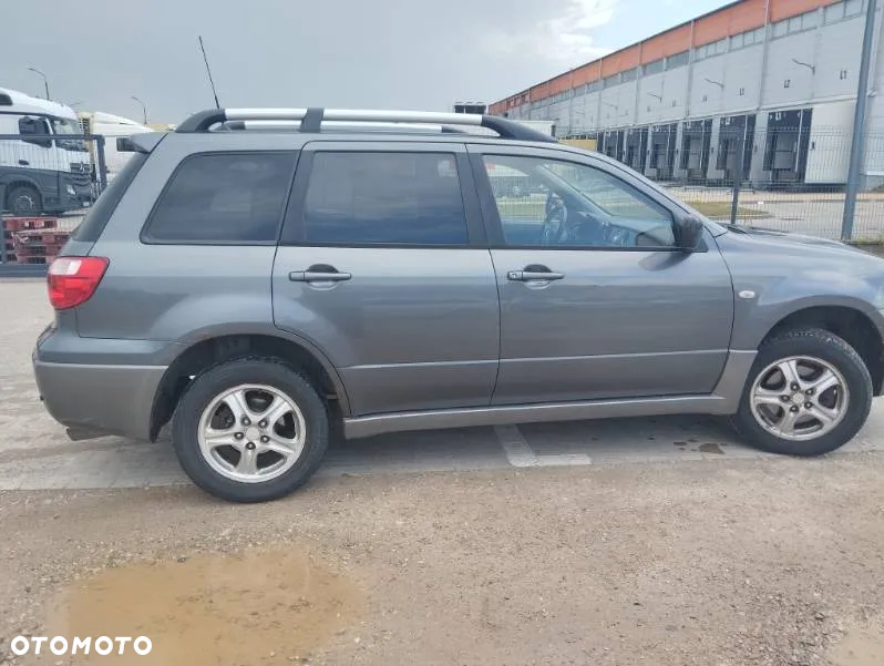 Mitsubishi Outlander 2.0 Comfort - 3