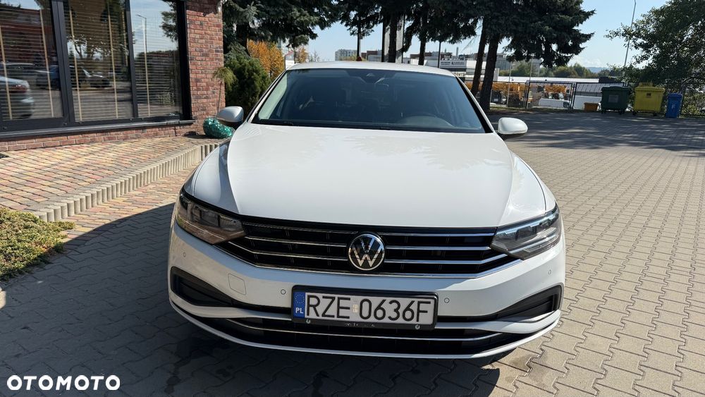 Volkswagen Passat 1.5 TSI EVO Business DSG - 2