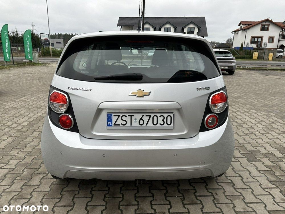 Chevrolet Aveo 1.6 LTZ - 5