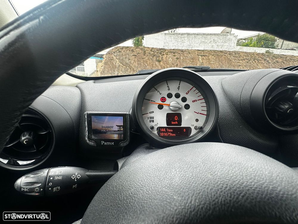 MINI Countryman One D - 26