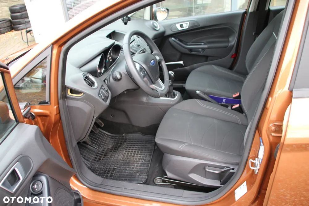 Ford Fiesta 1.25 Ambiente - 23