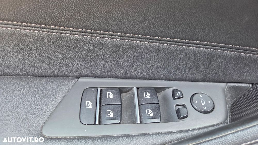 BMW Seria 5 520d Touring Aut. Sport Line - 19