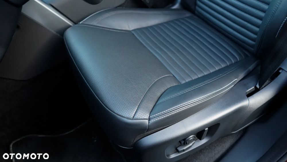 Land Rover Discovery 3.0 D350 mHEV Gemini - 33