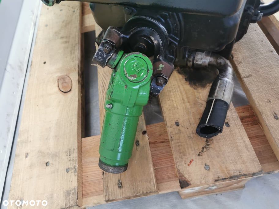 Przekładnia John Deere 3215 {Manual Turner COM-T4 2030} - 7