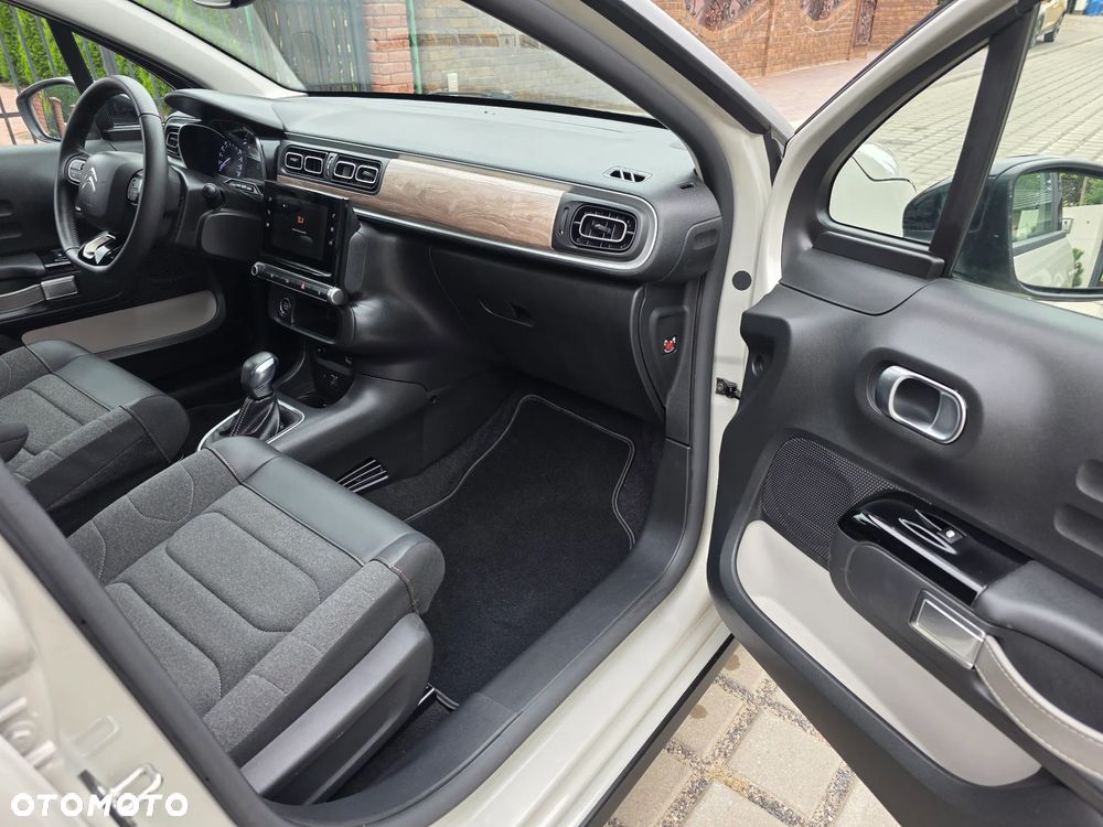 Citroën C3 1.2 PureTech Shine EAT6 - 20