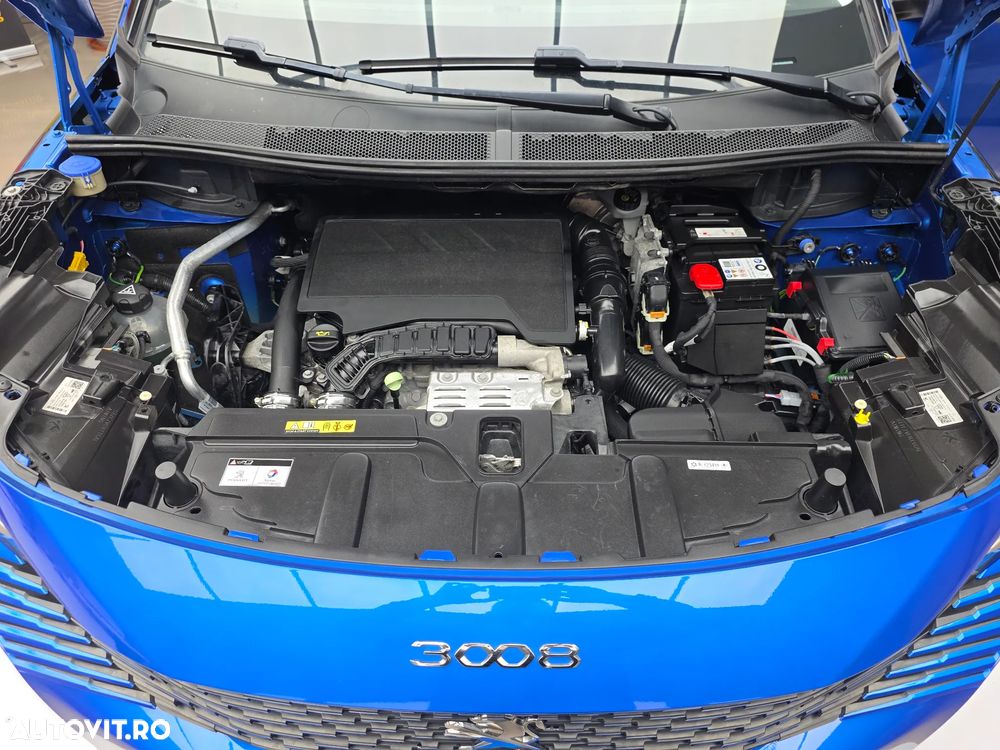 Peugeot 3008 1.2 PureTech 130 EAT8 Active Pack - 20