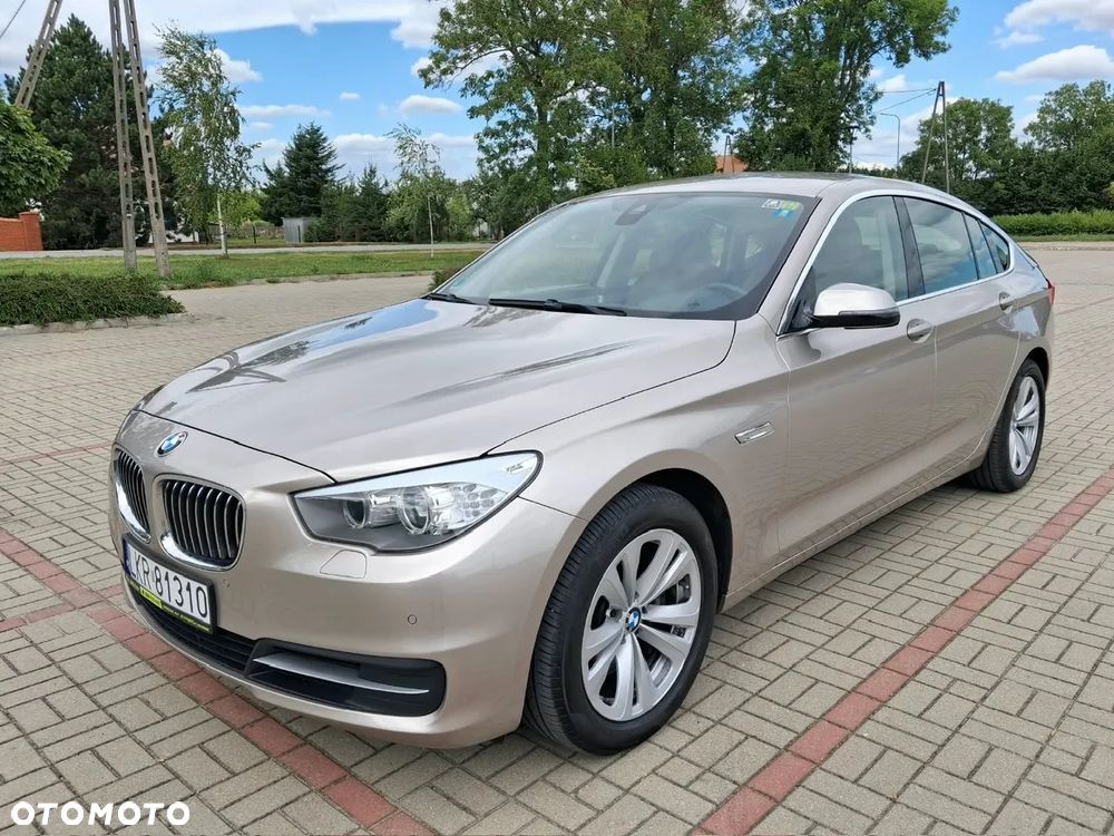 BMW 5GT - 1