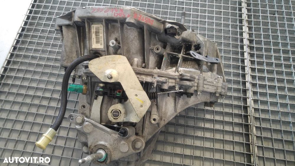 Cutie viteze 320105790r 1.5 dci euro 6 b k9k g666 dacia duster - 2