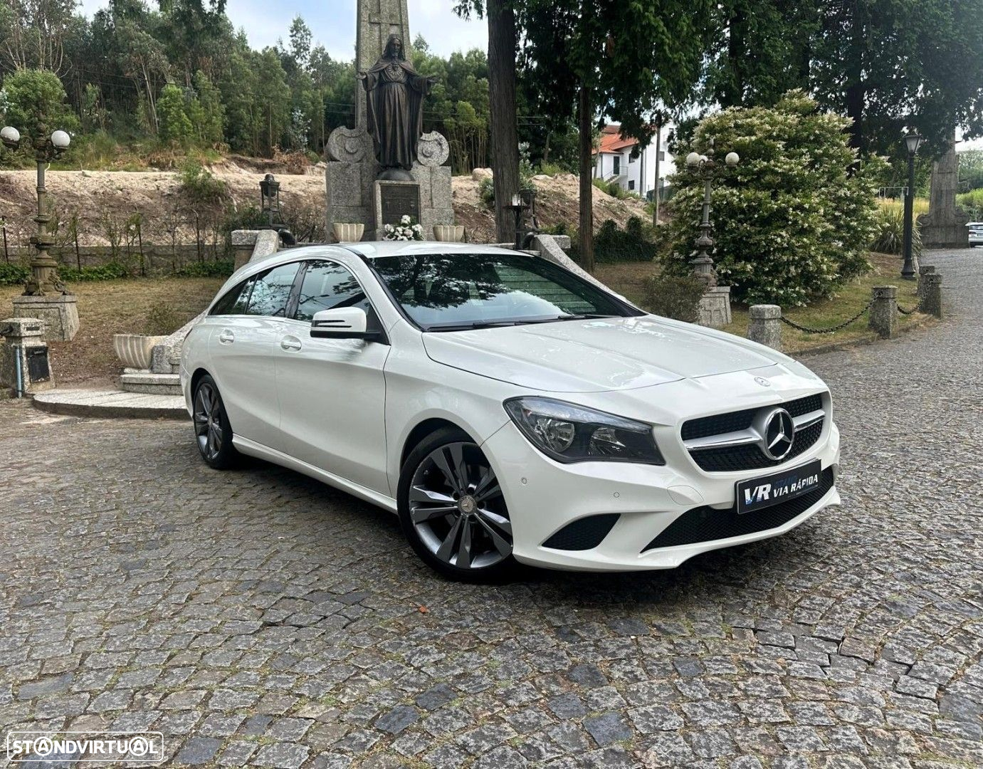 Mercedes-Benz CLA 180 d Shooting Brake - 4