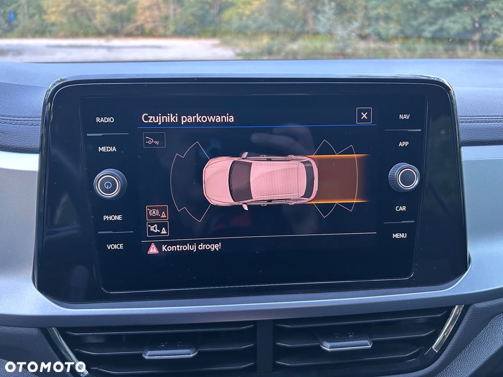 Volkswagen T-Roc 1.5 TSI Life Plus DSG - 24