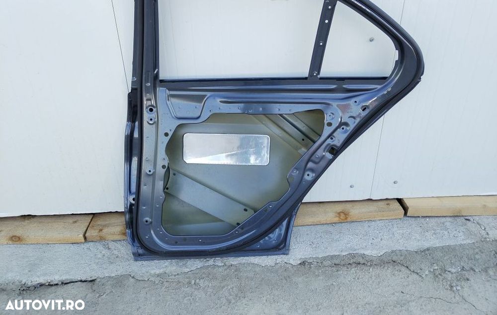 Usa spate dreapta Mercedes C-Class  W205 berlina, 2014, 2015, 2016, 2017, 2018, 2019, 2020, 2021,  cod origine OE - 6