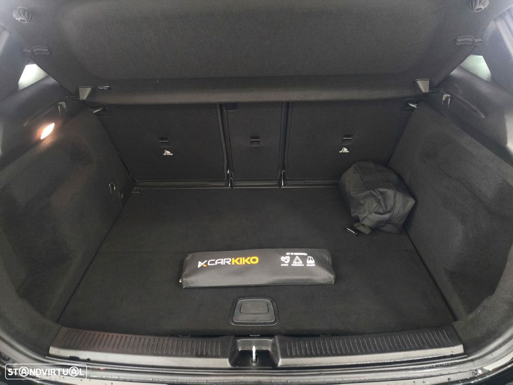 Mercedes-Benz B 250 e AMG Line - 12