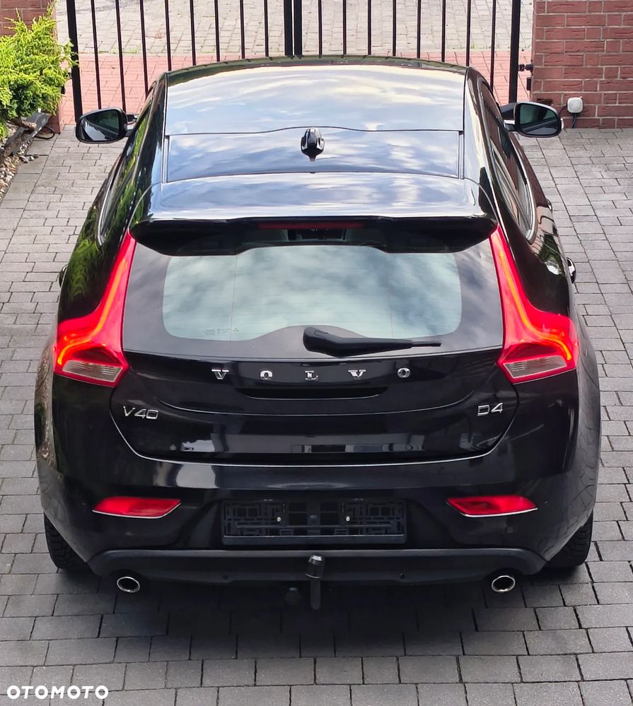 Volvo V40 D4 Geartronic Kinetic - 39