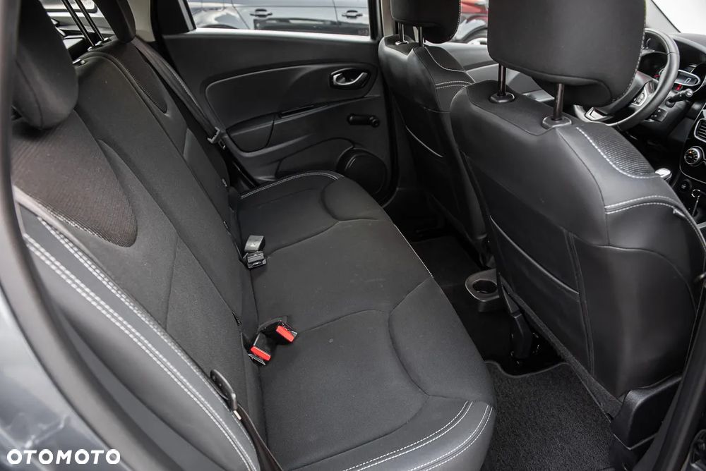 Renault Clio - 28
