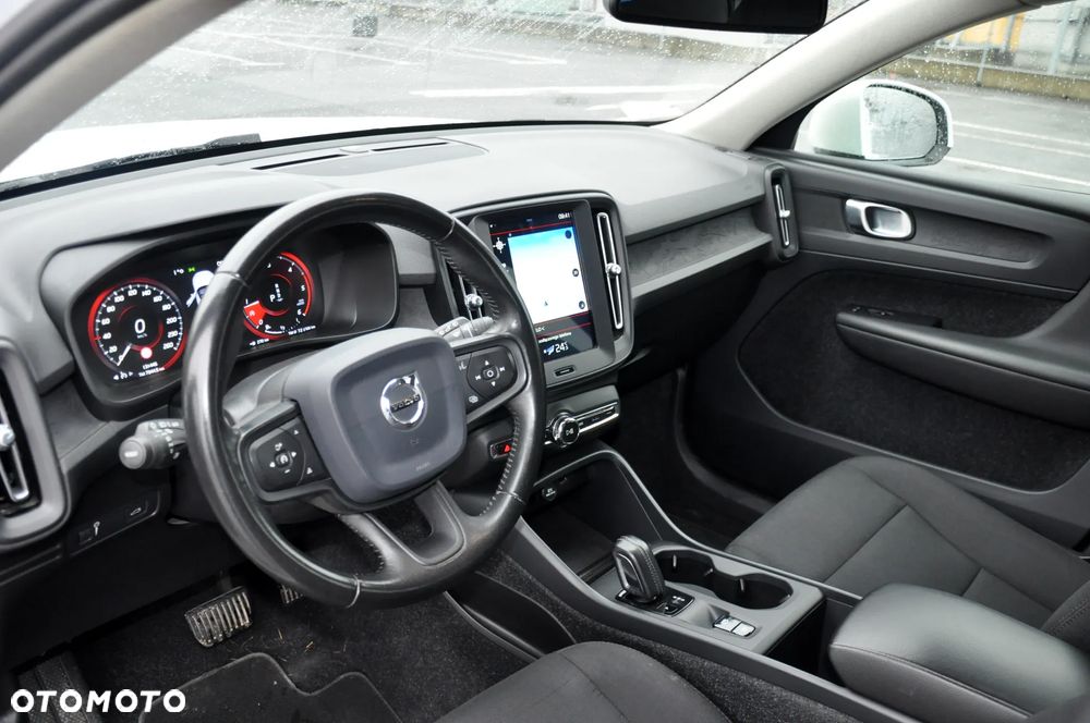 Volvo XC 40 D3 AWD - 21